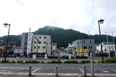 JR大月駅前